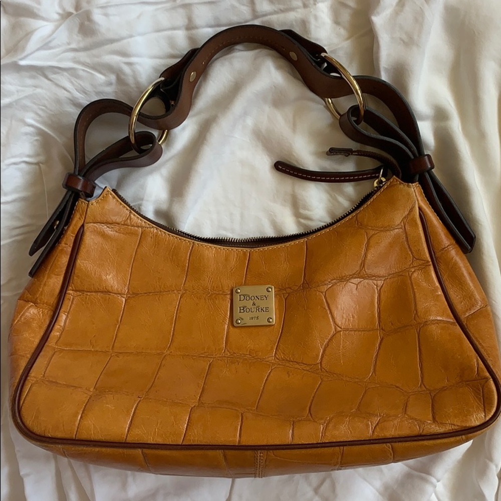 Dooney & Bourke shoulder bag
